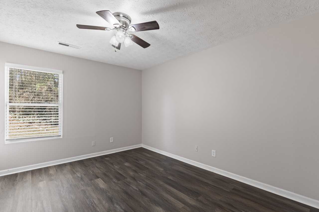 5547 Summer Ln #5547 - Photo 7 of 18