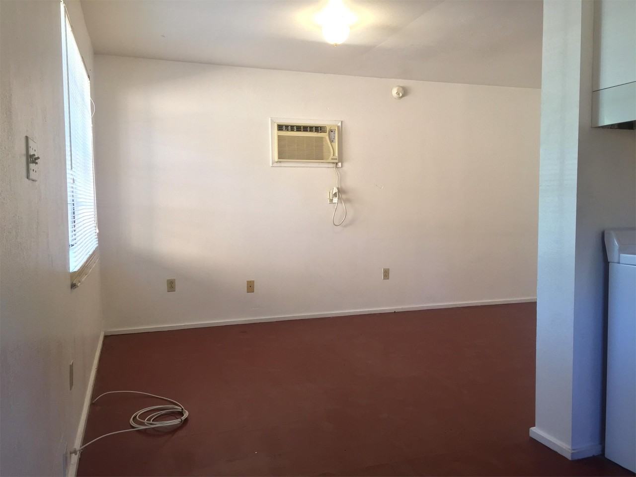 1010 E Water St #B - Photo 6 of 18