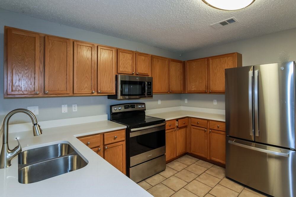 3405 Star Ranch Ct - Photo 7 of 17