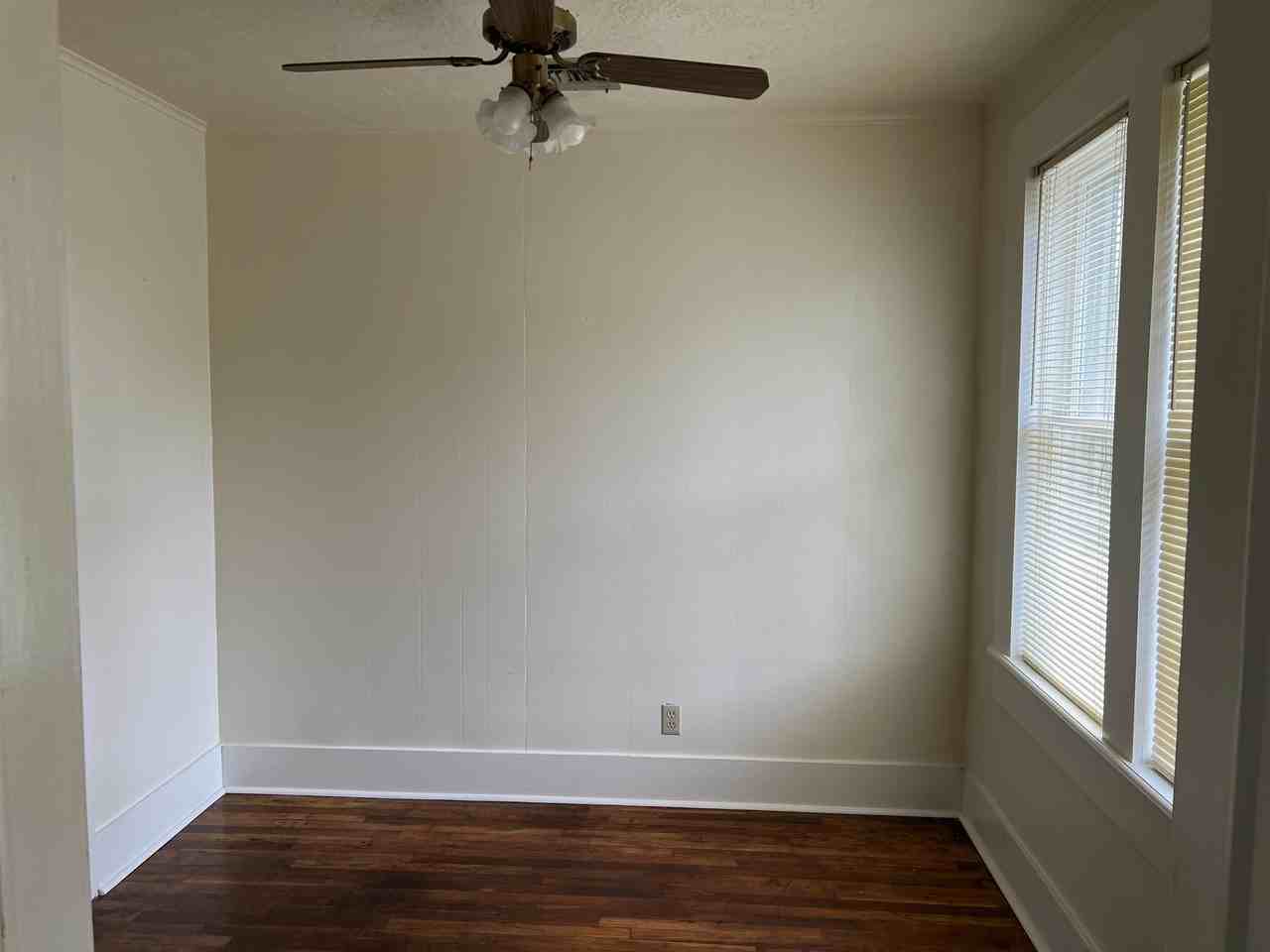 817 6th StreetGarage #2 - Photo 6 of 7