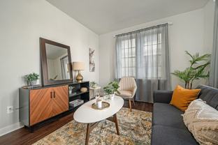 27 E Willis St #07 - Photo 1 of 1