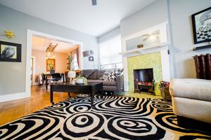 featured image of 27 E Willis St #2