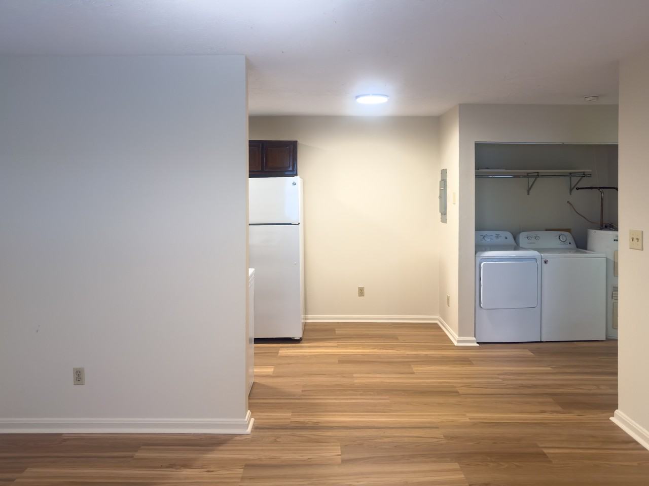 4635 Towne Square Ct #10 - Photo 4 of 13