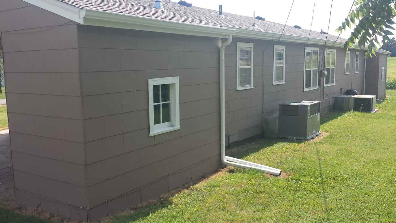 1616 W Ash Ave #1616 - Photo 4 of 14