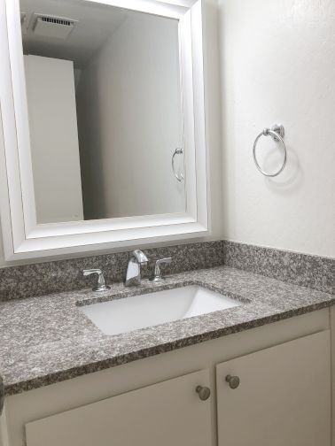 5129 Myrtle Ave - Photo 5 of 31