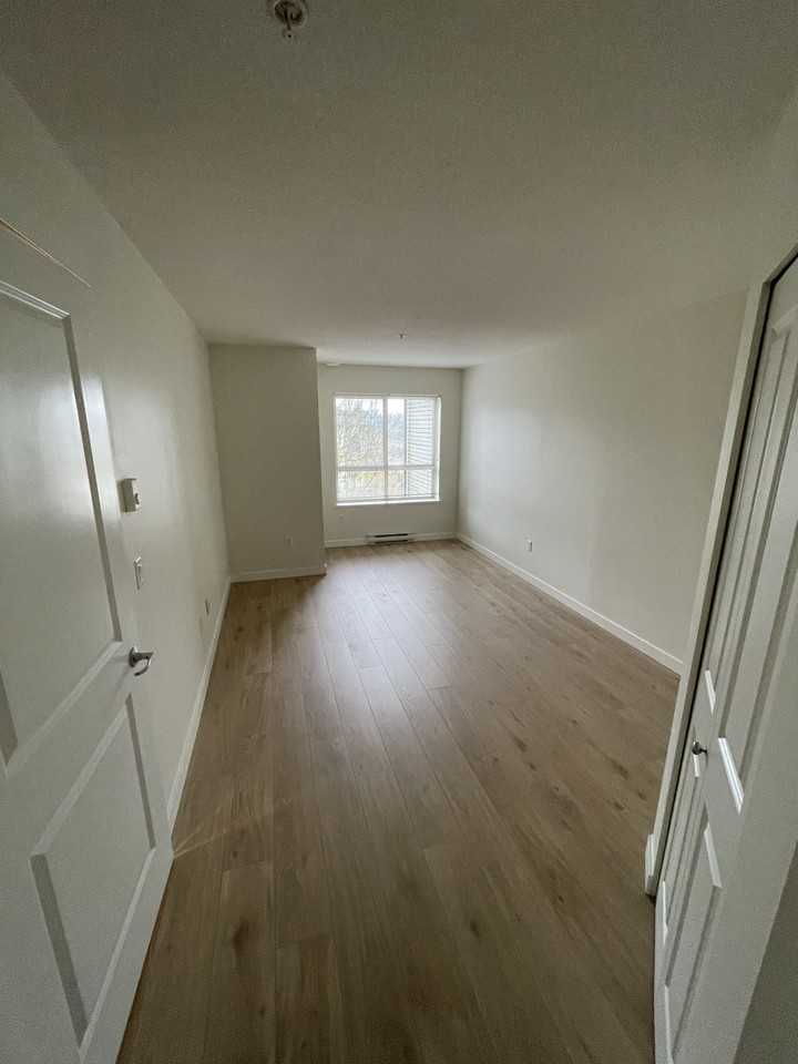 3132 Dayanee Springs Boulevard #30x - Photo 7 of 18