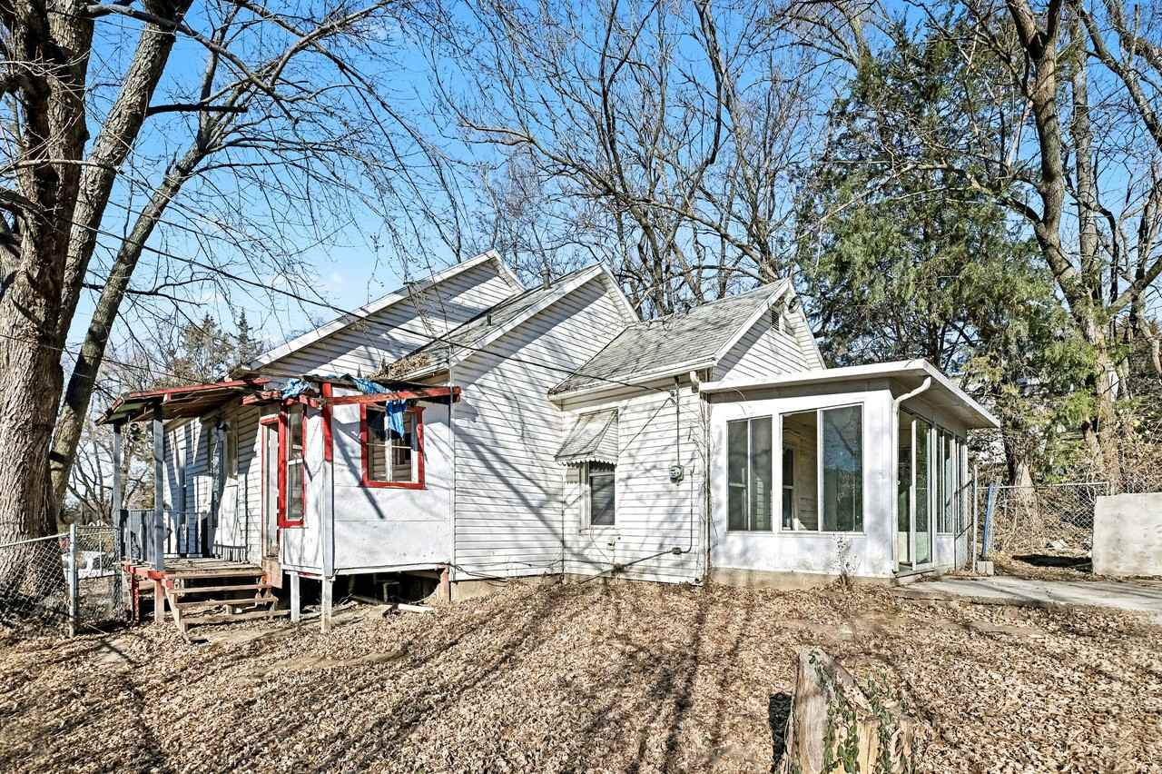 2545 S 13th St #1 - Photo 3 of 22