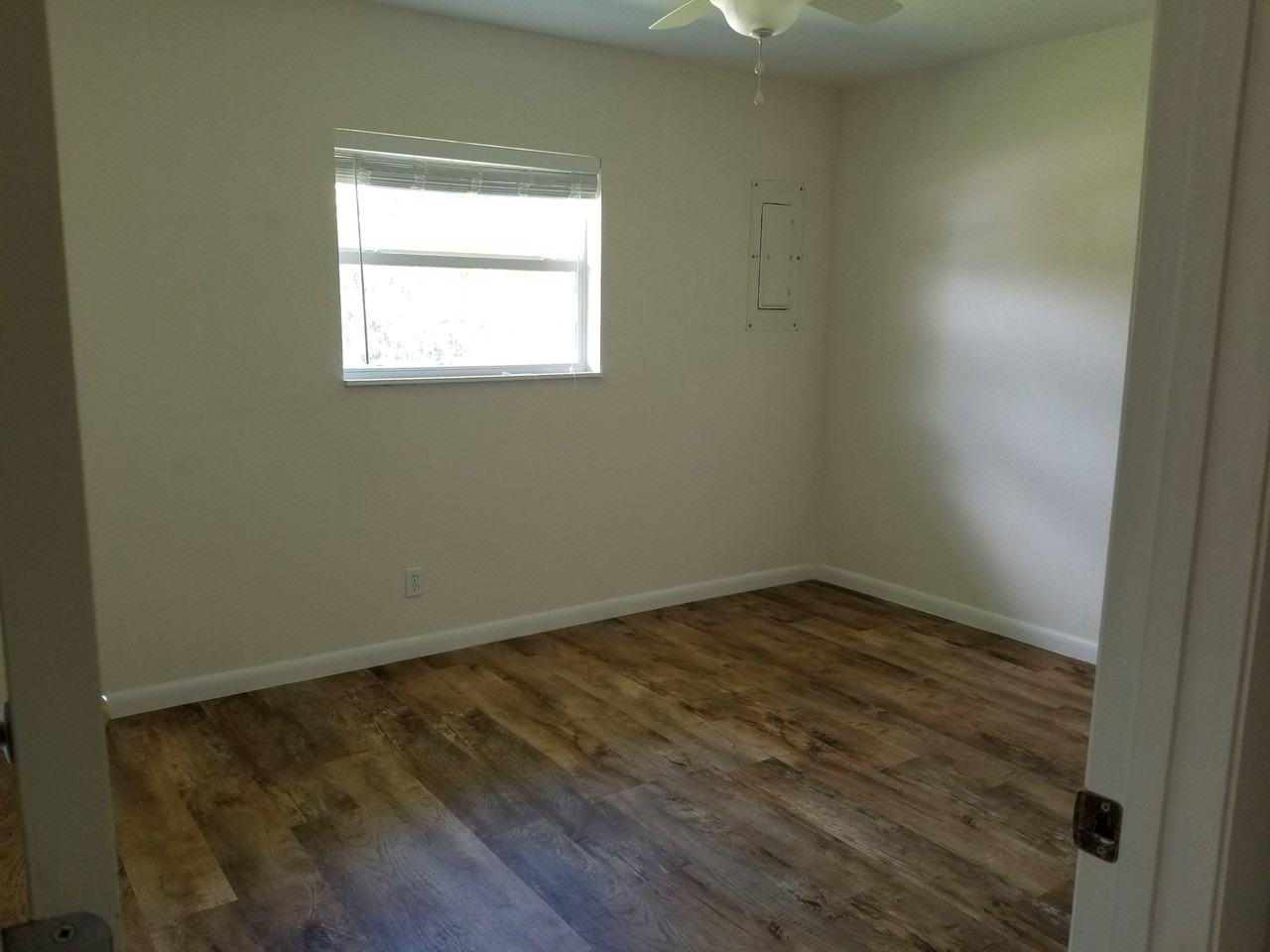 8682 Se Kingsley St #8682 - Photo 6 of 10