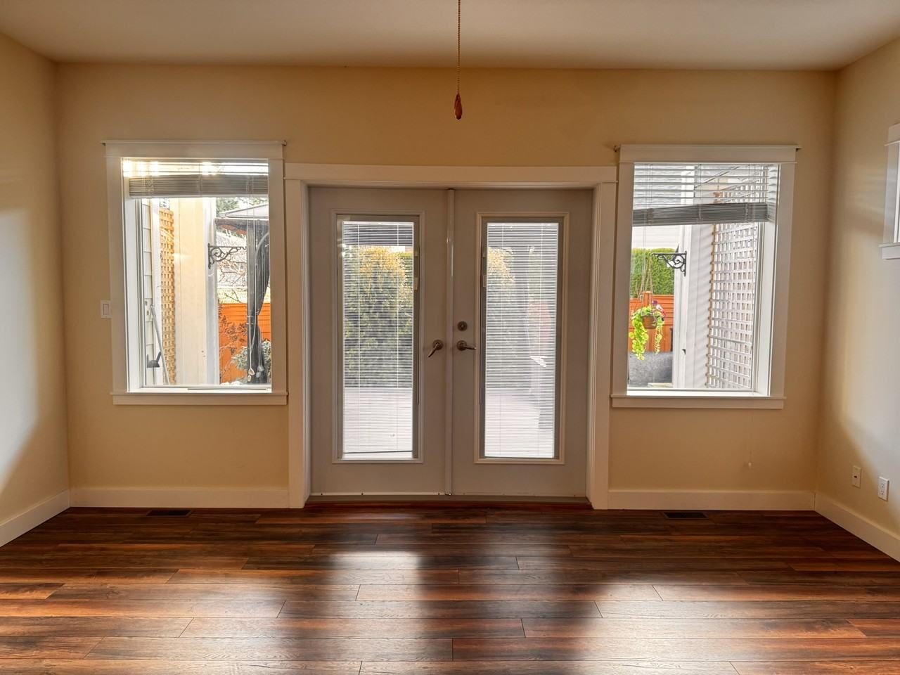 3647 Vermont Pl #1 - Photo 3 of 23