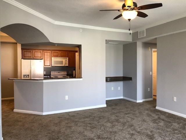 12975 Positano Cir #307 - Photo 3 of 10