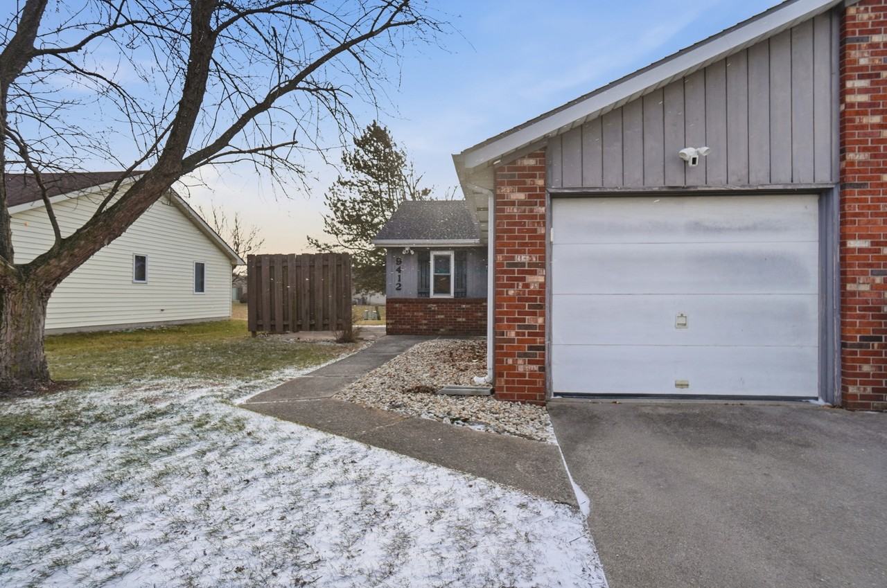 9412 Vista Park Dr #1 - Photo 2 of 47