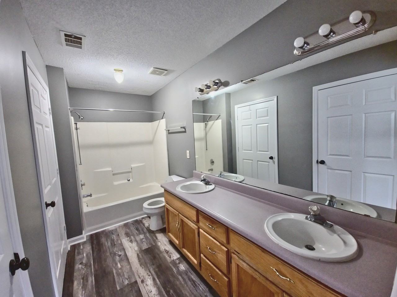 103 Thames Rd - B - 103 #B103 - Photo 7 of 11