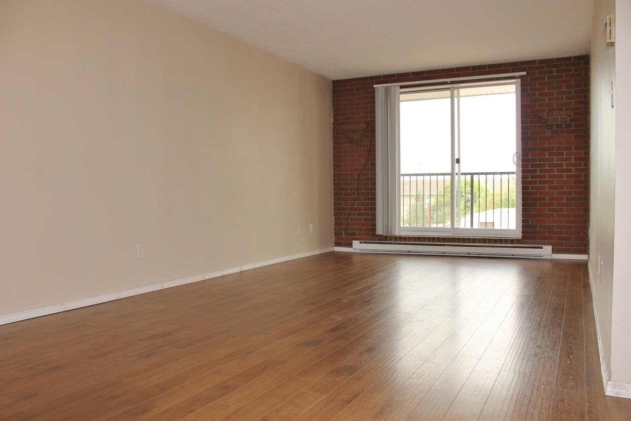 Unchaga Court - Photo 5 of 18