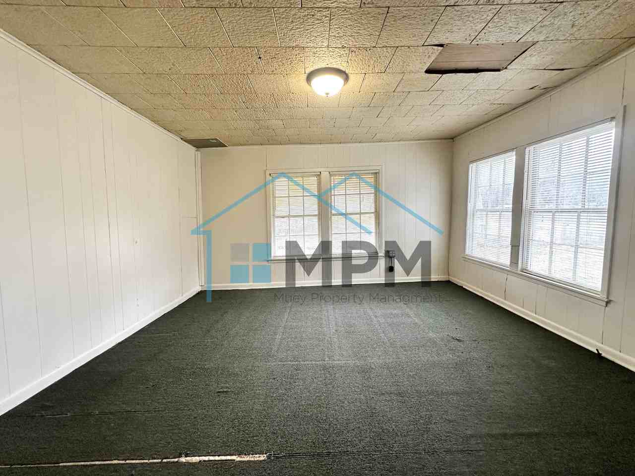 629 E Olive St #1 - Photo 6 of 10