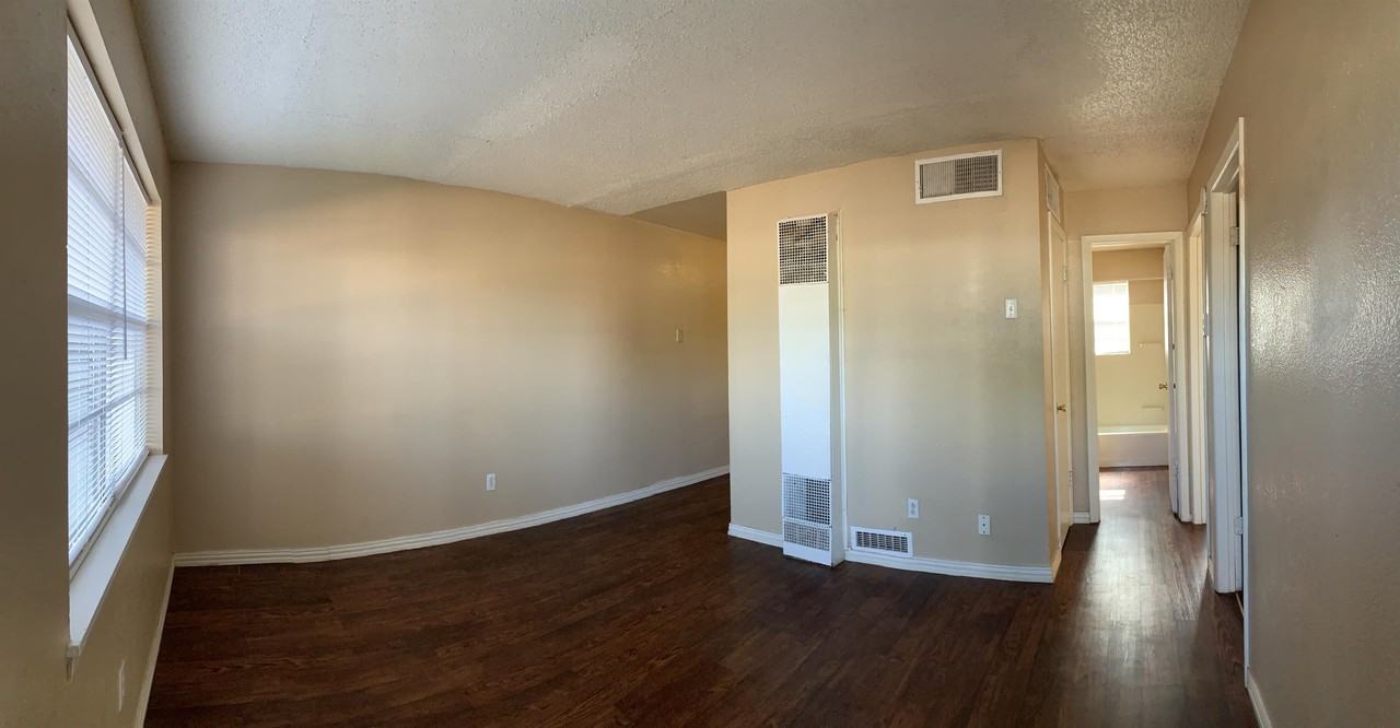 3525 Sheridan St #6 - Photo 3 of 9