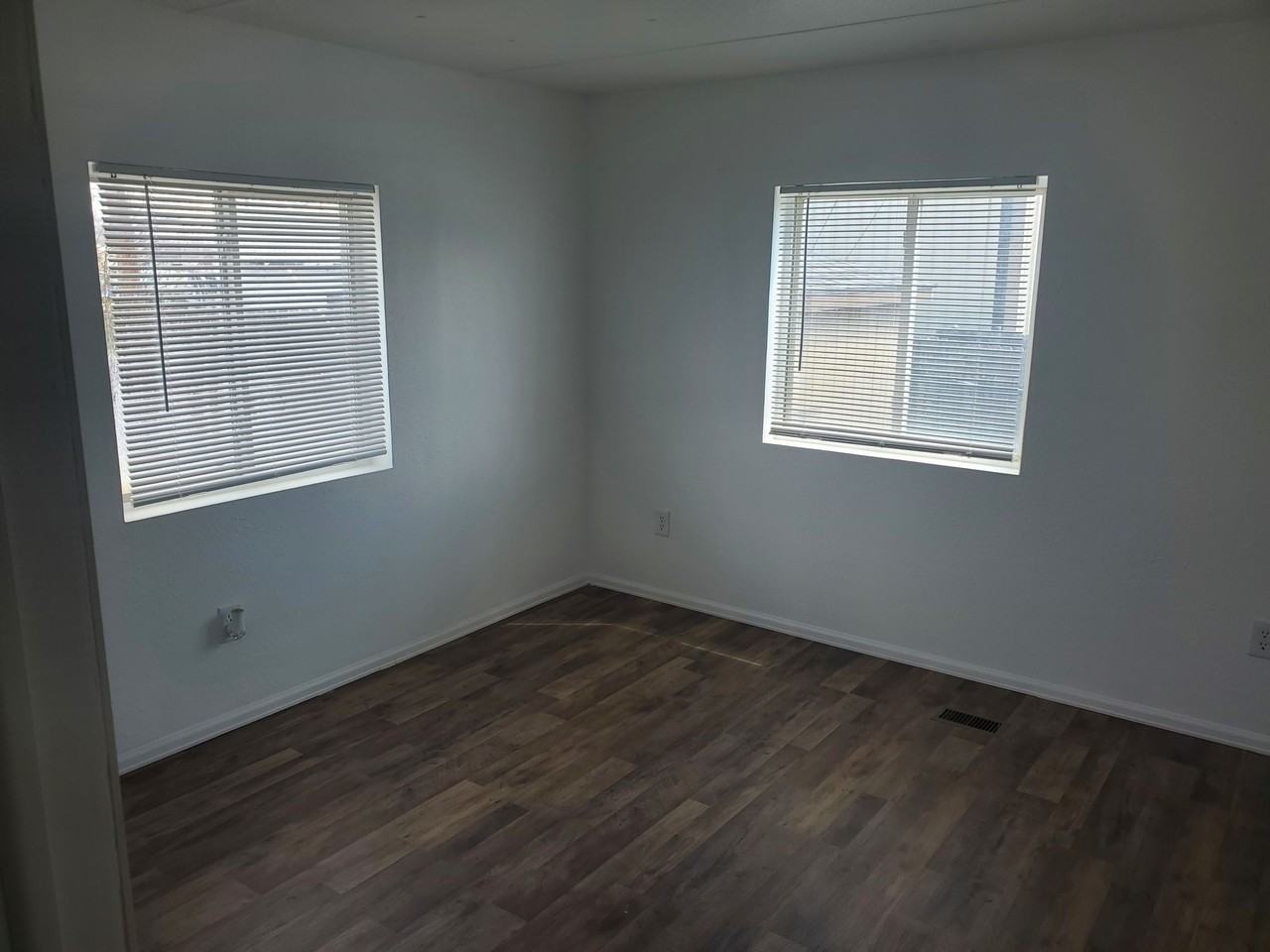 2845 North Ave #19 - Photo 5 of 7