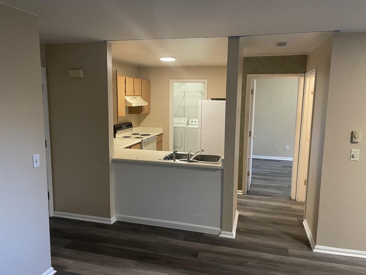 4531 E Boardwalk Dr Bldg Y #Y6 - Photo 5 of 15