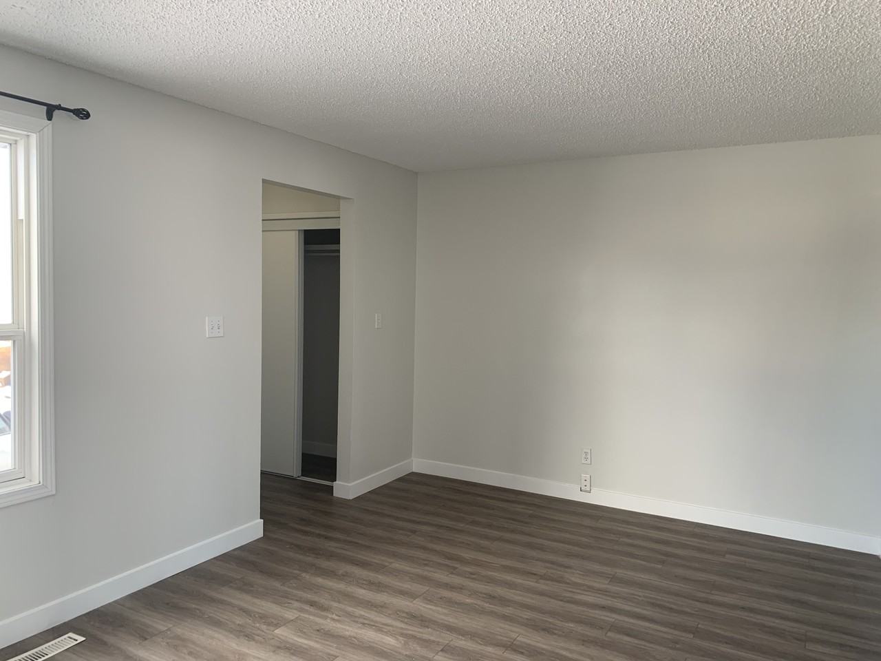 Hermitage Park - Photo 7 of 23