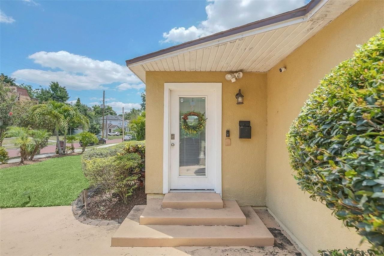 1224 Catherine St #1 - Photo 2 of 20