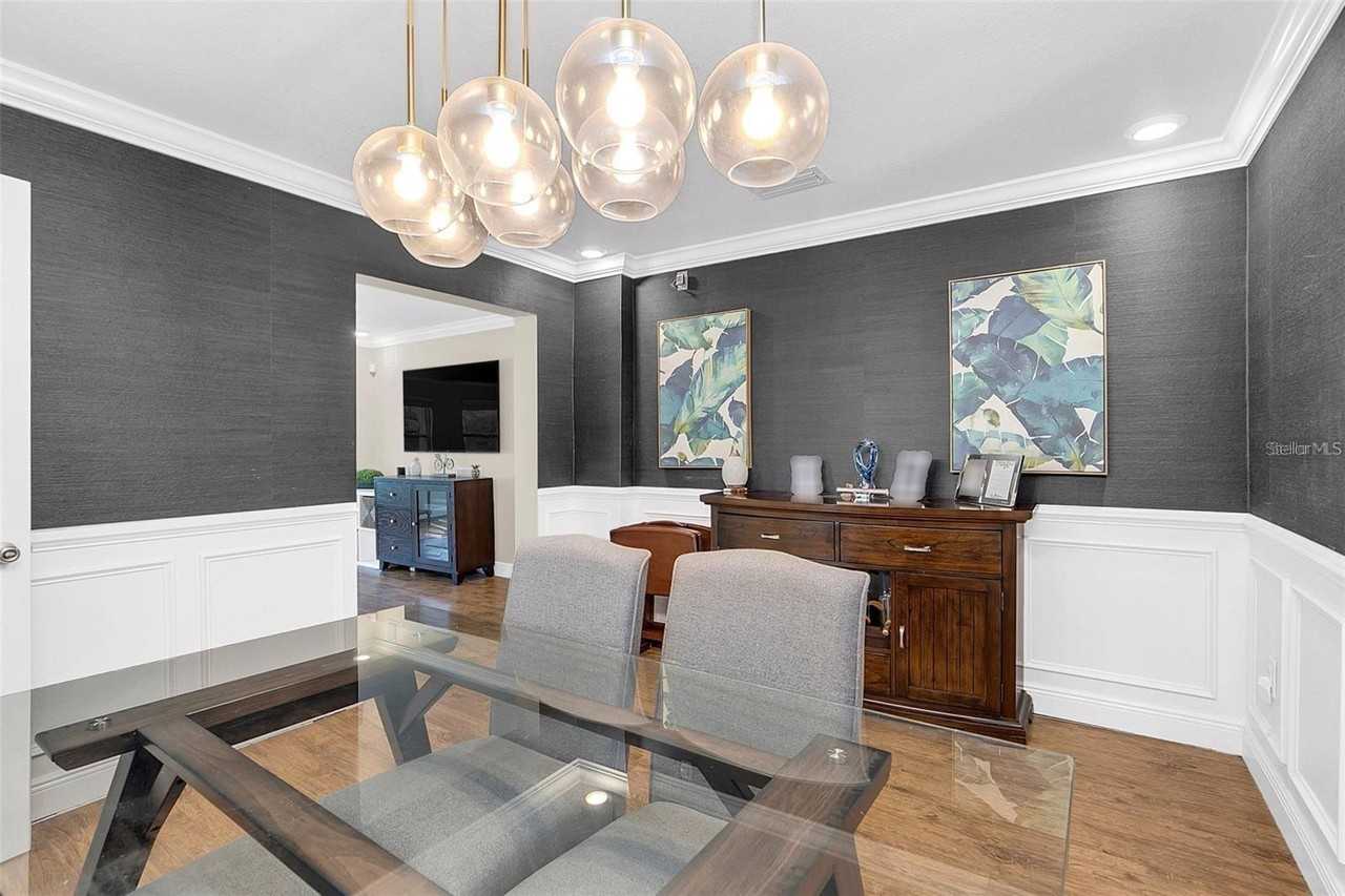 1224 Catherine St #1 - Photo 7 of 20