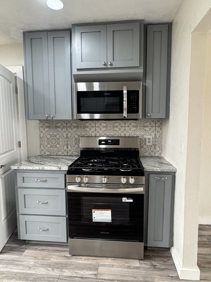 6800 Nw 39th Expy #1 - Photo 7 of 17