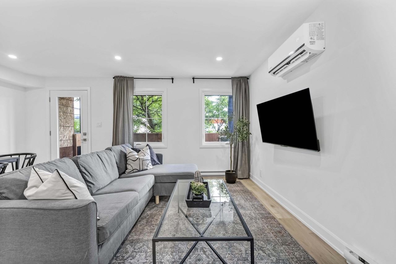 887 Somerset St W #302 - Photo 3 of 14