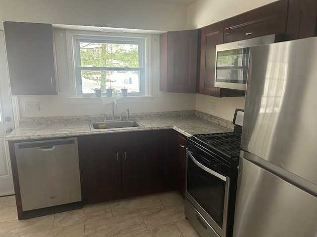 9 Springsteen Ave #9 - Photo 3 of 11