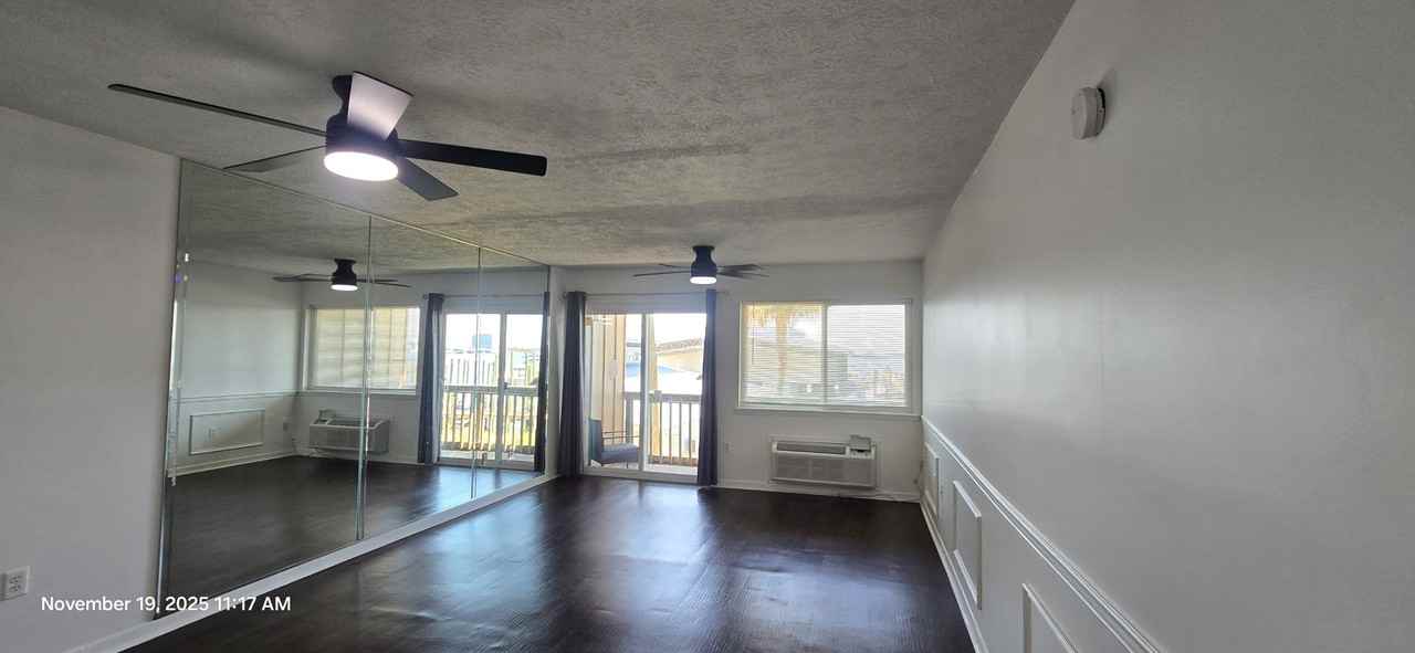 5505 Sun Harbor Rd #1 - Photo 3 of 15