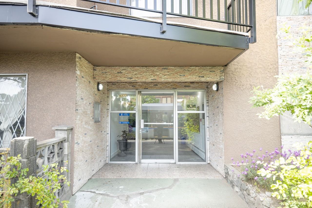 London City Apartments - Photo 2 of 17