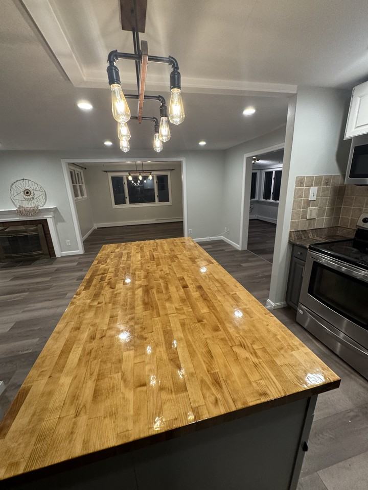 8 Rustlewood Drive #1 - Photo 3 of 17