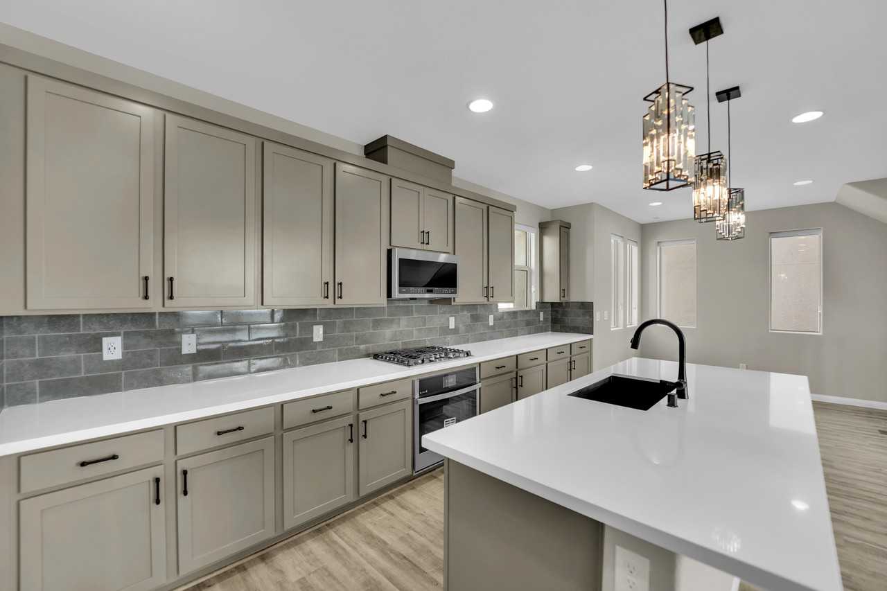 1749 South Desert Foothills Drive #1 - Photo 5 of 28