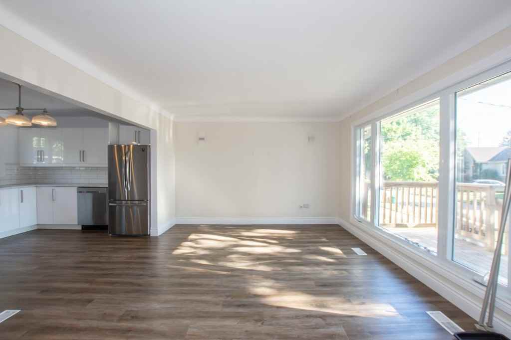 1 Montgomery Ave - Photo 3 of 32