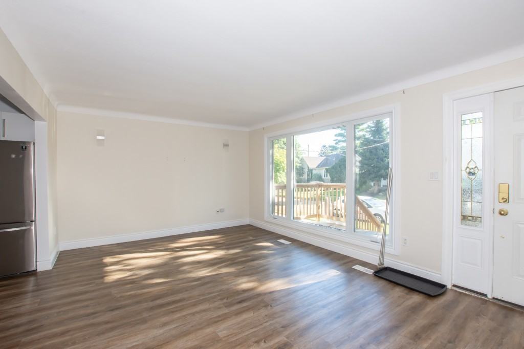 1 Montgomery Ave - Photo 5 of 32