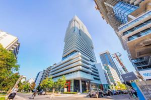 featured image of 185 Roehampton Ave