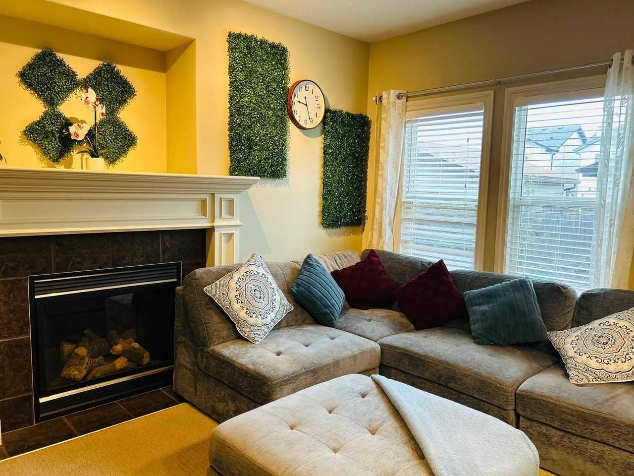 Semi-Furnished 3 Bedroom, 2.5 Bathroom Full House with Rear Garage | SF329 - Photo 5 of 9