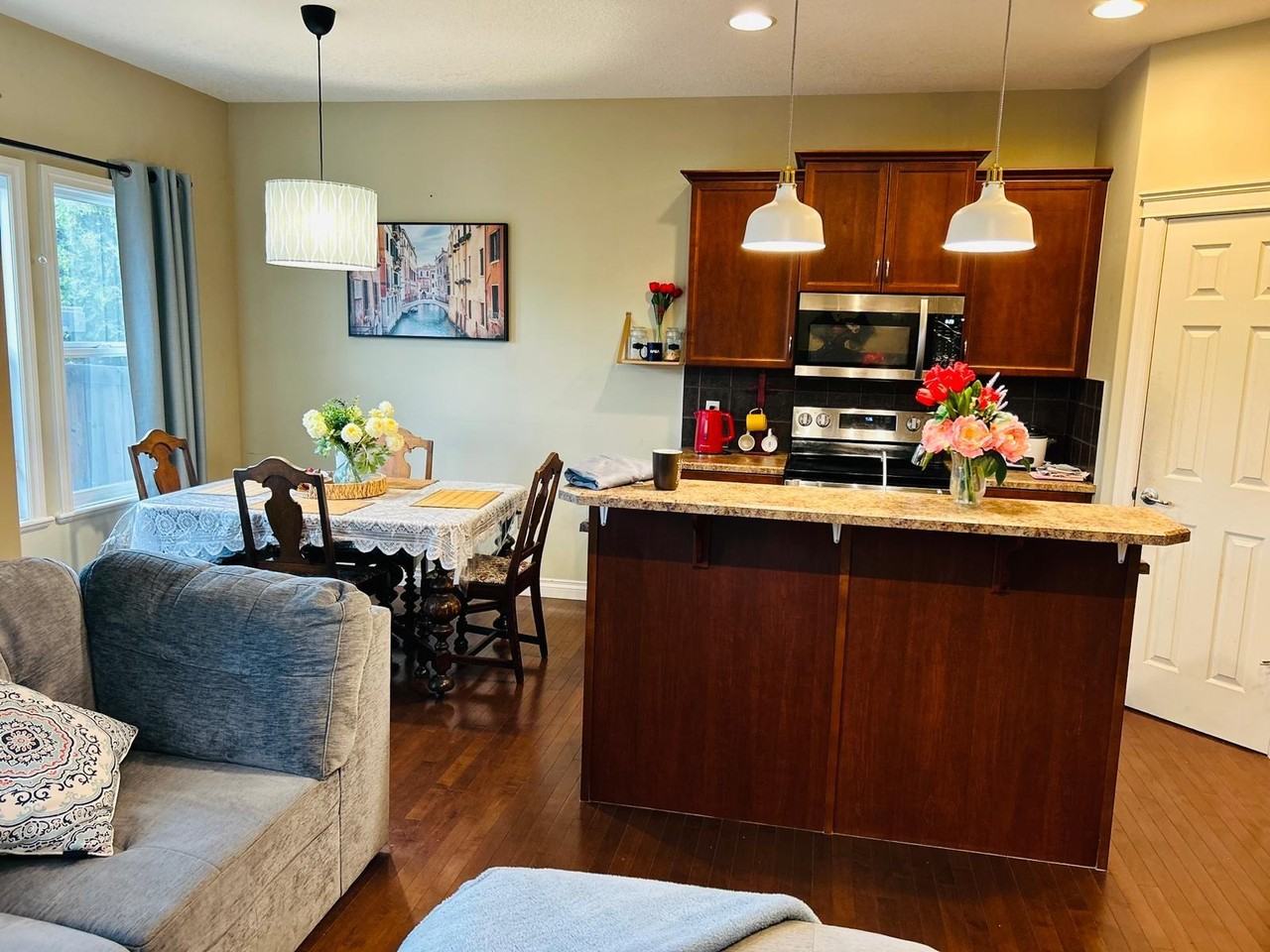 Semi-Furnished 3 Bedroom, 2.5 Bathroom Full House with Rear Garage | SF329 - Photo 6 of 9