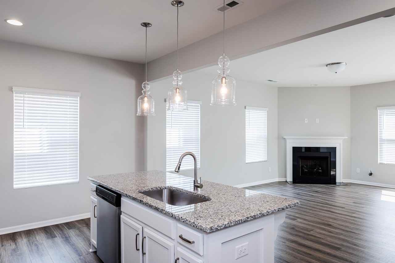 628 Metro Sta #1 - Photo 5 of 37