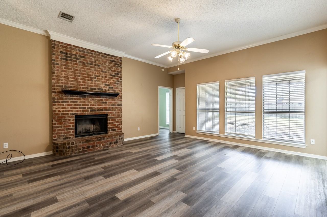 10312 Sierra West Dr #1 - Photo 2 of 20