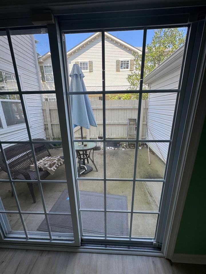 1307 Emsworth Dr #1 - Photo 5 of 19