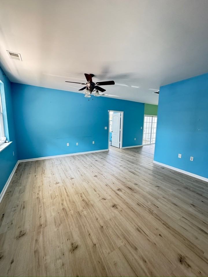 1307 Emsworth Dr #1 - Photo 6 of 19