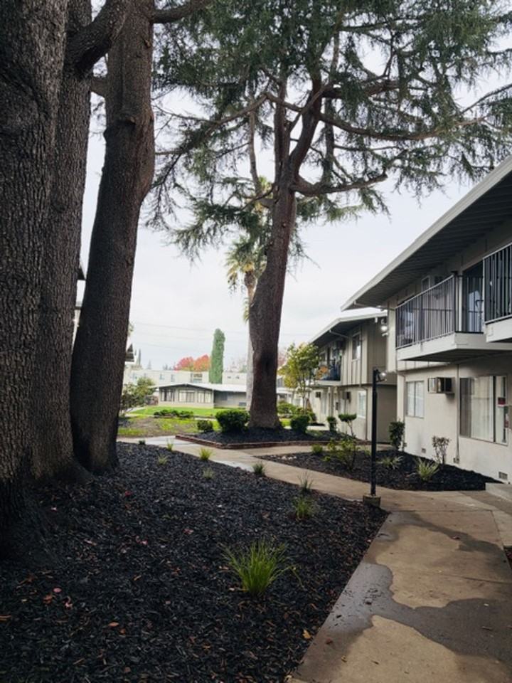 Parkhills Place Holdings LLC - Photo 3 of 50