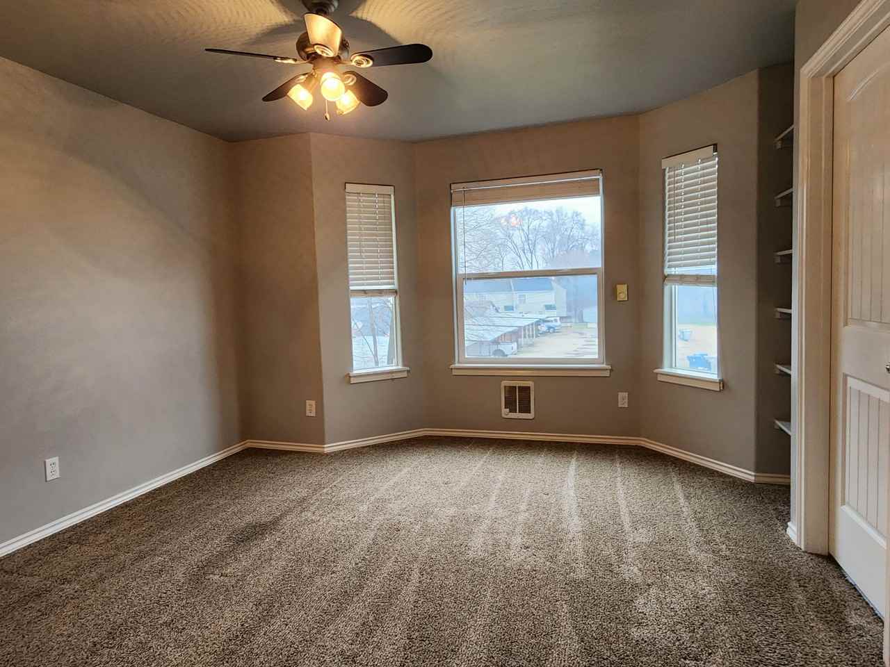 912 E Georgia Ave #1 - Photo 7 of 11