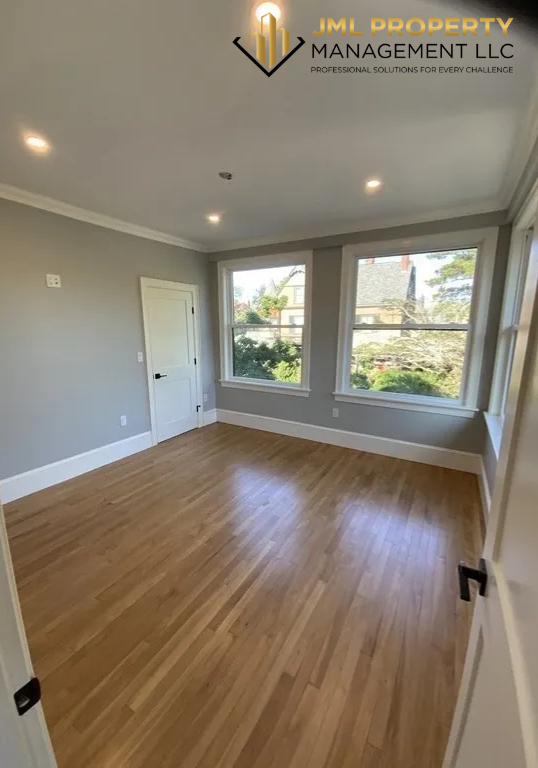 50 Clinton St #2 - Photo 3 of 10