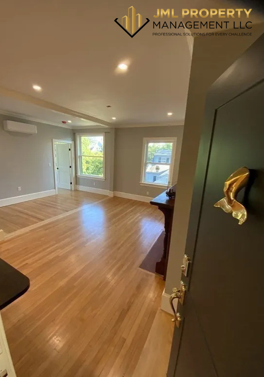 50 Clinton St #2 - Photo 5 of 10