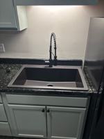 featured image of 615 E Knox St