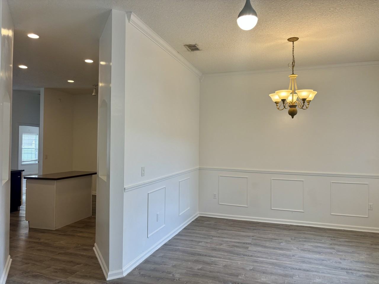 1045 Drakefeather Dr #1 - Photo 5 of 32