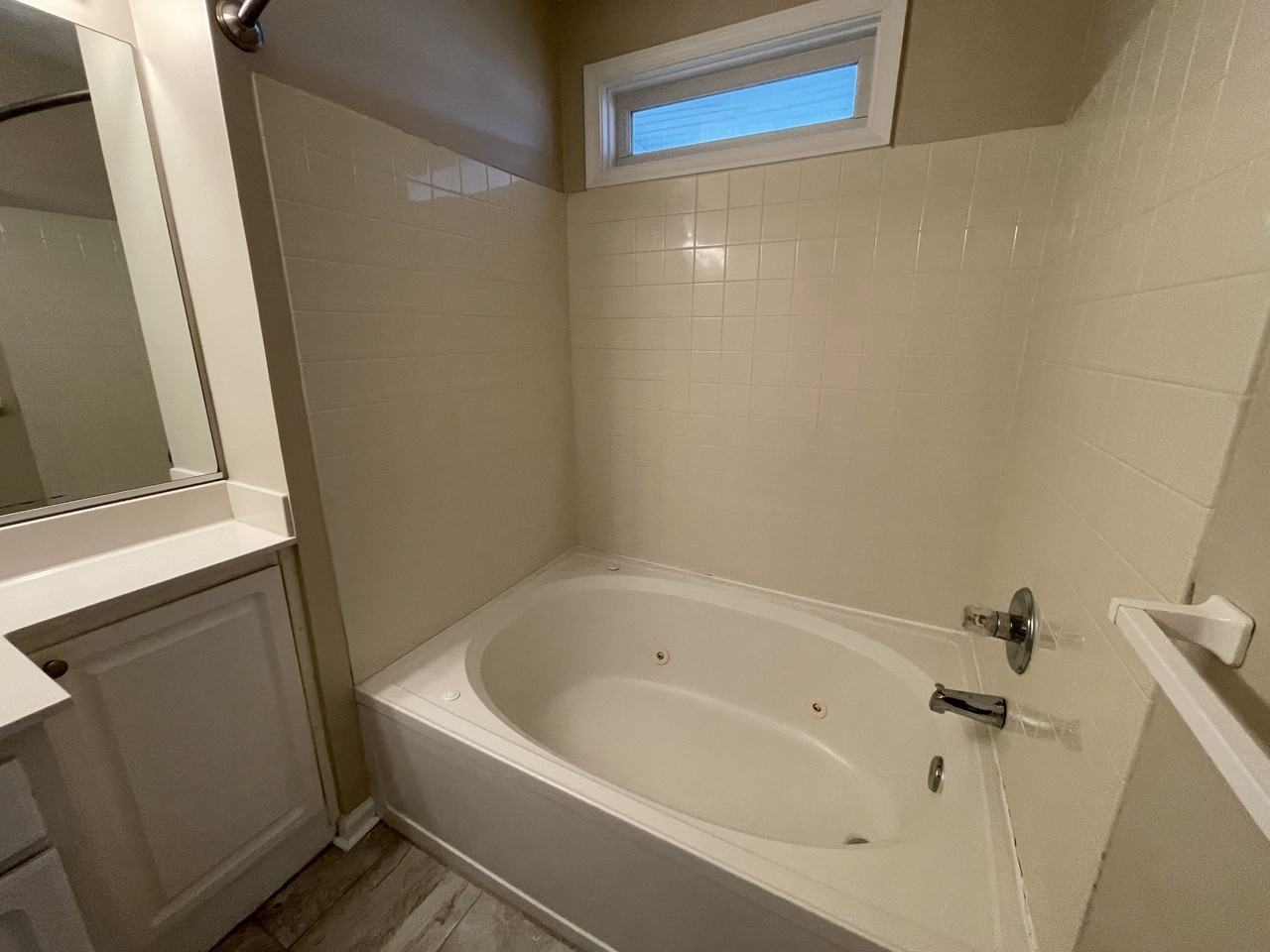 3234 Inlet Shore Ct - Photo 5 of 10