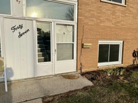 47 Beechwood Cres #B - Photo 1 of 1