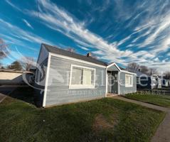 featured image of 223 Se Roseville Ln