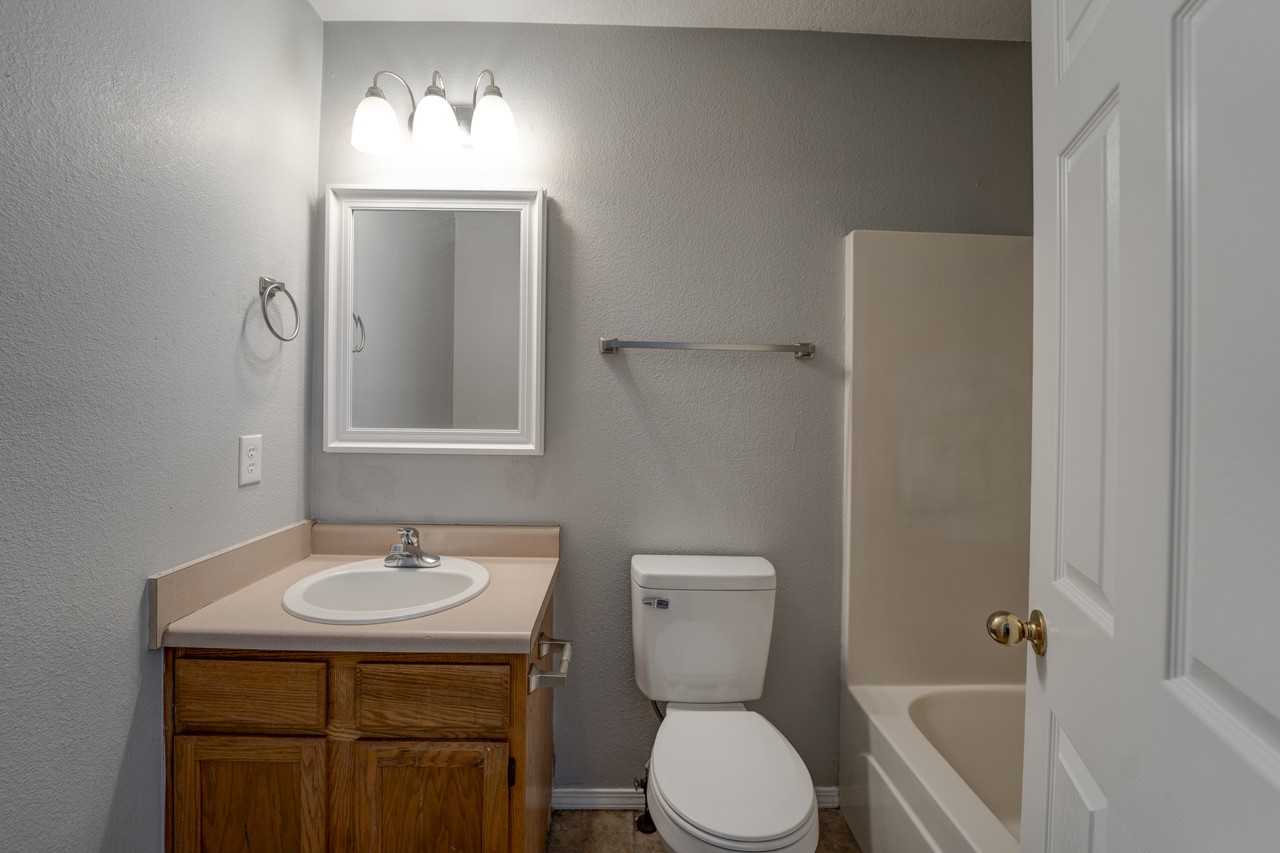 344 Grant Springs Dr #1 - Photo 4 of 11